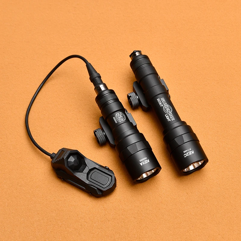 WADSN M300C M600U Tactical Flashlight with AXON Dual Function Remote Pressure Switch for 20mm Rail Hunting Airsoft Light
WADSN M300C M600U Tactical Flashlight with AXON Dual Function Remote Pressure Switch for 20mm Rail Hunting Airsoft Light