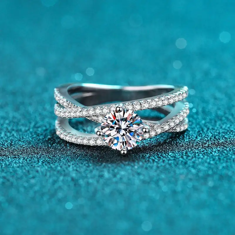 Sparkling Real D Color 1CT Moissanite Rings for Women S925 Silver Plated 18K Gold Pass Diamond Test Ring Wedding Band Gift
Sparkling Real D Color 1CT Moissanite Rings for Women S925 Silver Plated 18K Gold Pass Diamond Test Ring Wedding Band Gift