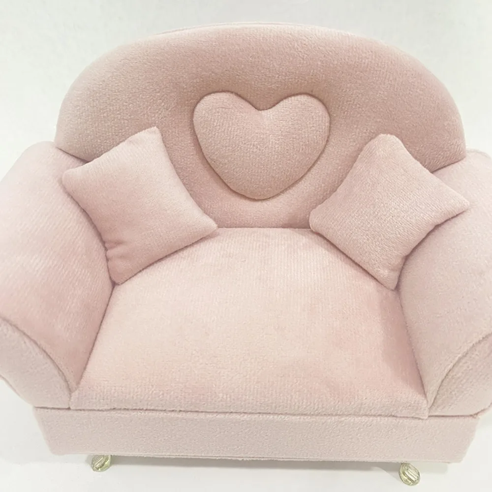 Dutch Velvet Sofa Shaped Jewelry Box Bracelet Elegant Mini Couch Earrings Ring Display Stand with Mirror Pink
Dutch Velvet Sofa Shaped Jewelry Box Bracelet Elegant Mini Couch Earrings Ring Display Stand with Mirror Pink
