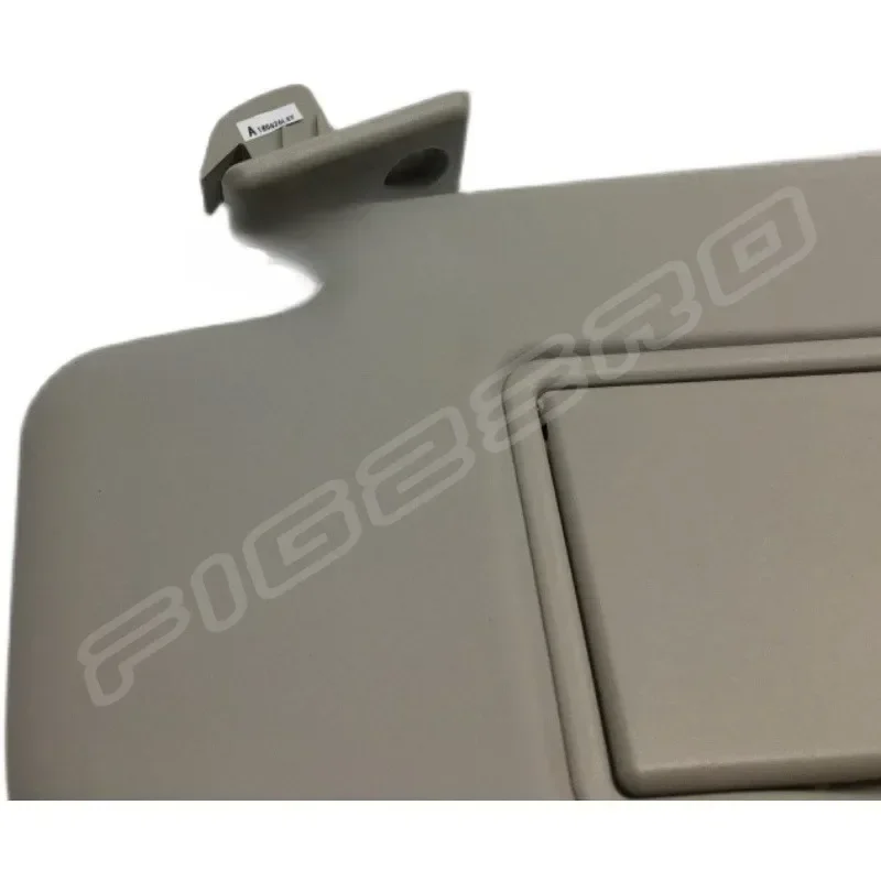 Grey Left Right Sun Visor with Mirror for Nissan Venucia D60 D50 R50 R50X T70
Grey Left Right Sun Visor with Mirror for Nissan Venucia D60 D50 R50 R50X T70