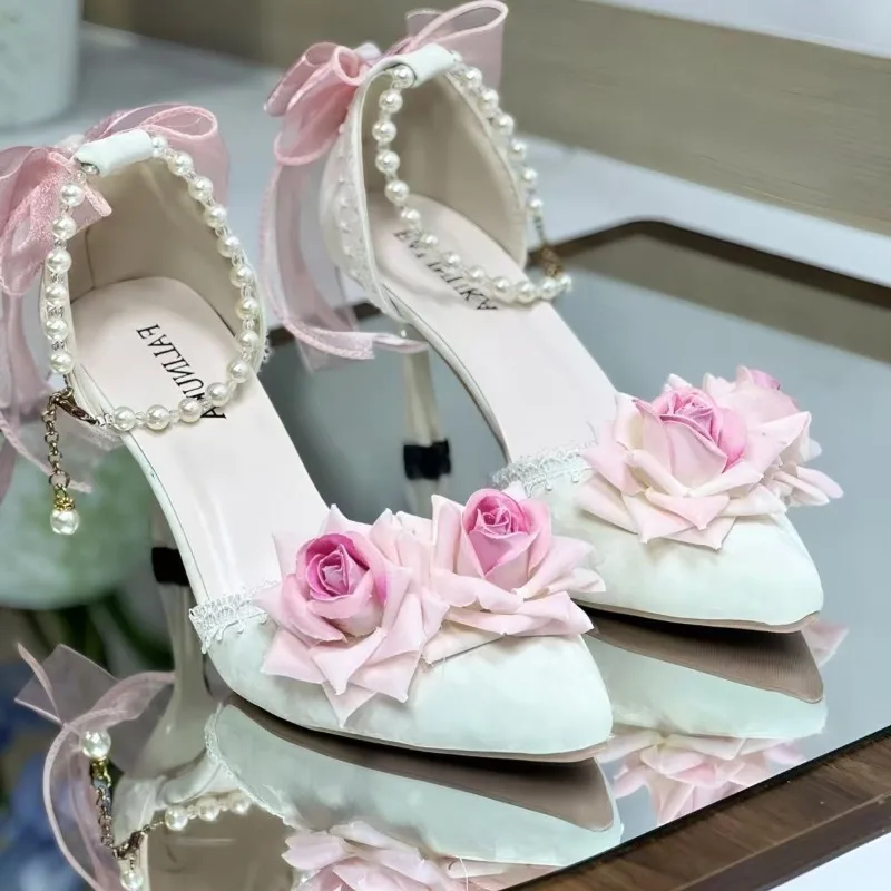 Cute Handmade Rose Little Lolita High Heels Ladies Lolita Adult Ceremony Elegant Pointed High Heels Wedding Shoes
Cute Handmade Rose Little Lolita High Heels Ladies Lolita Adult Ceremony Elegant Pointed High Heels Wedding Shoes