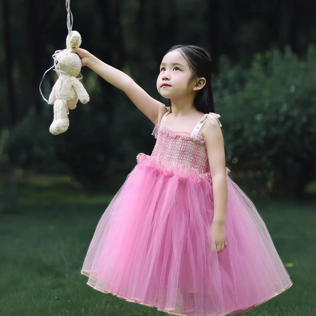 Summer New Korean Baby Girl Mesh Strap Sweet Summer Dress Elegant Dress Princess Dress Kids Clothing
Summer New Korean Baby Girl Mesh Strap Sweet Summer Dress Elegant Dress Princess Dress Kids Clothing