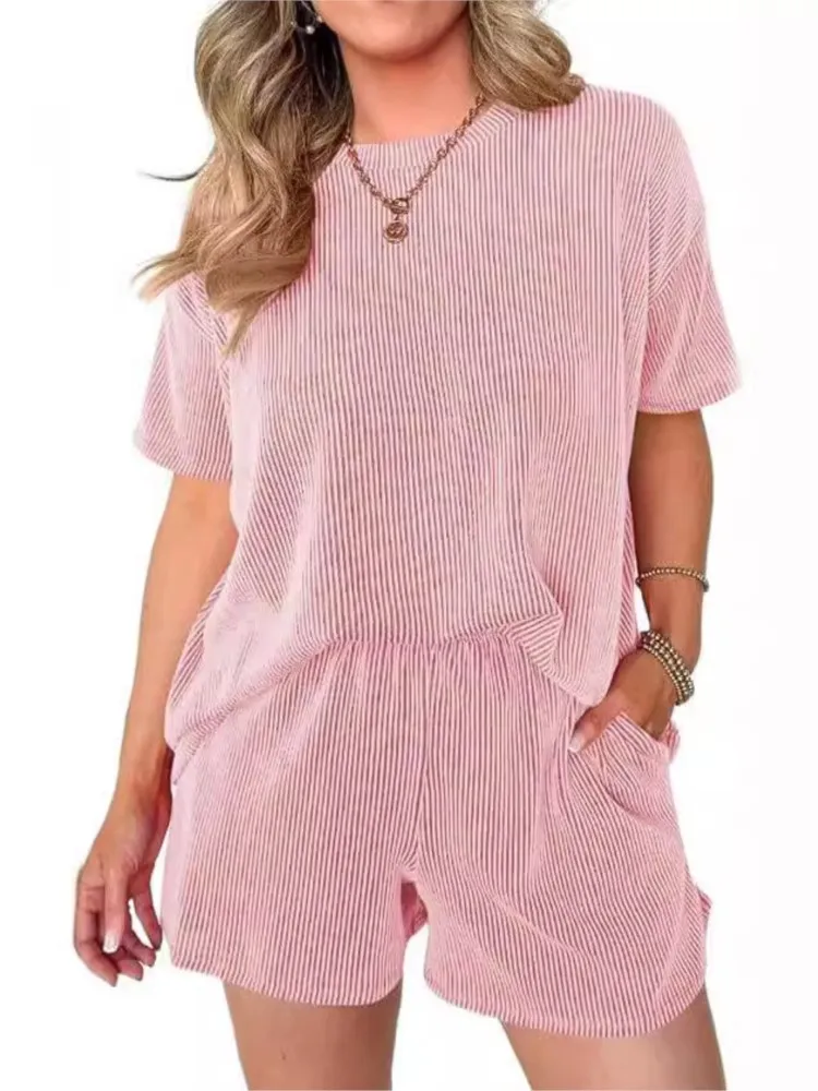 Women 2025 Casual Short Sleeved 2 Piece Sets Summer Fashion Short Sleeved Wavy Round Neck Top Elastic Waist Shorts Two Piece Set
Women 2025 Casual Short Sleeved 2 Piece Sets Summer Fashion Short Sleeved Wavy Round Neck Top Elastic Waist Shorts Two Piece Set