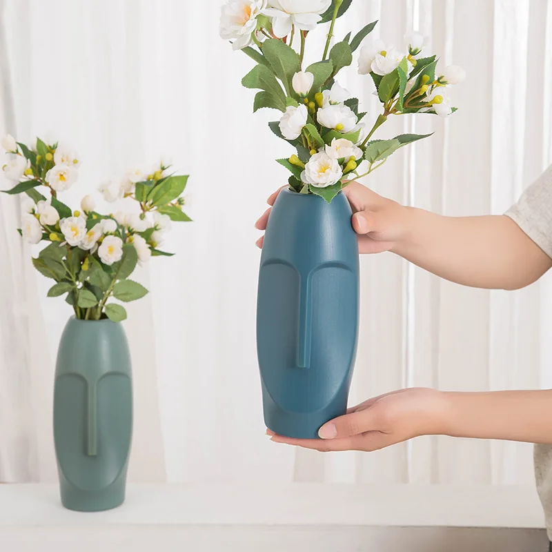 Nordic Creative Plastic Glazed Vase for Living Room Flower Arrangement Modern Minimalist Abstract TV Cabinet Decor
Nordic Creative Plastic Glazed Vase for Living Room Flower Arrangement Modern Minimalist Abstract TV Cabinet Decor