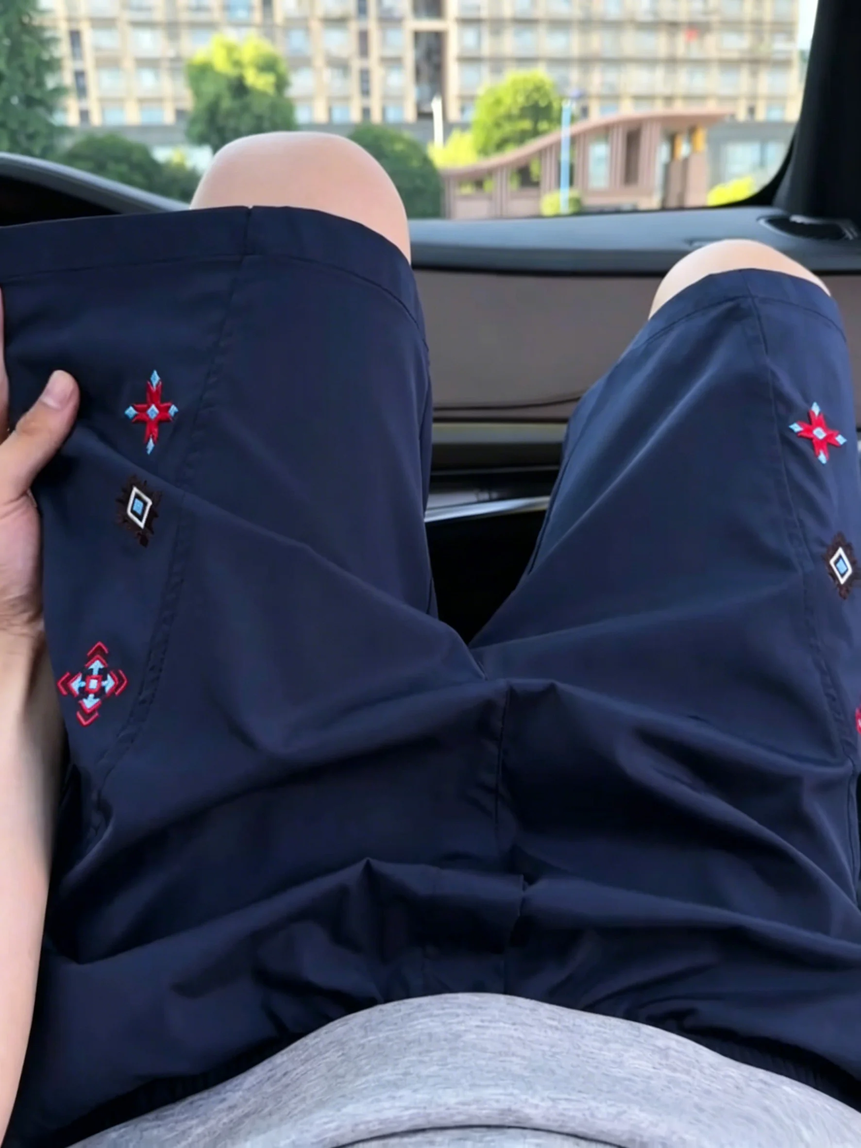 Quick Dry Side Cut Embroidered Ice Silk Shorts Men's Summer Thin Ethnic Style Sports Pants Loose Fit Straight Leg Casual Trou...
Quick Dry Side Cut Embroidered Ice Silk Shorts Men's Summer Thin Ethnic Style Sports Pants Loose Fit Straight Leg Casual Trou...
