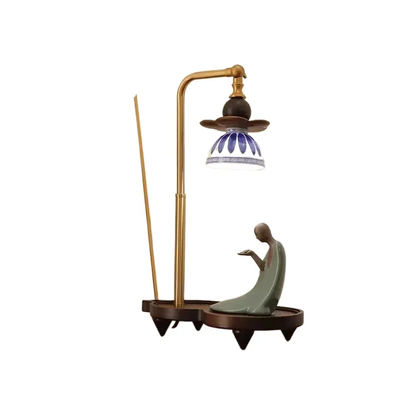 New Chinese simple blue and white porcelain table lamp, tea table, tea table, study, tea room decoration atmosphere lamp3
New Chinese simple blue and white porcelain table lamp, tea table, tea table, study, tea room decoration atmosphere lamp3