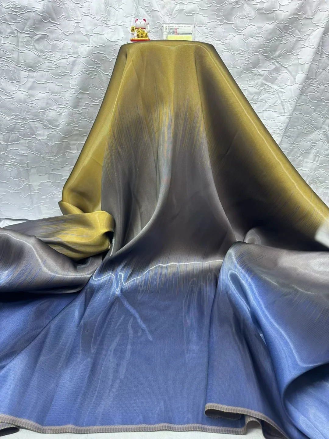 African Nigerian High-Quality Tulle Lace Fabric Organza Guipure Brocade Jacquard French Lace for Wedding Dress Sewing Party Dres
African Nigerian High-Quality Tulle Lace Fabric Organza Guipure Brocade Jacquard French Lace for Wedding Dress Sewing Party Dres