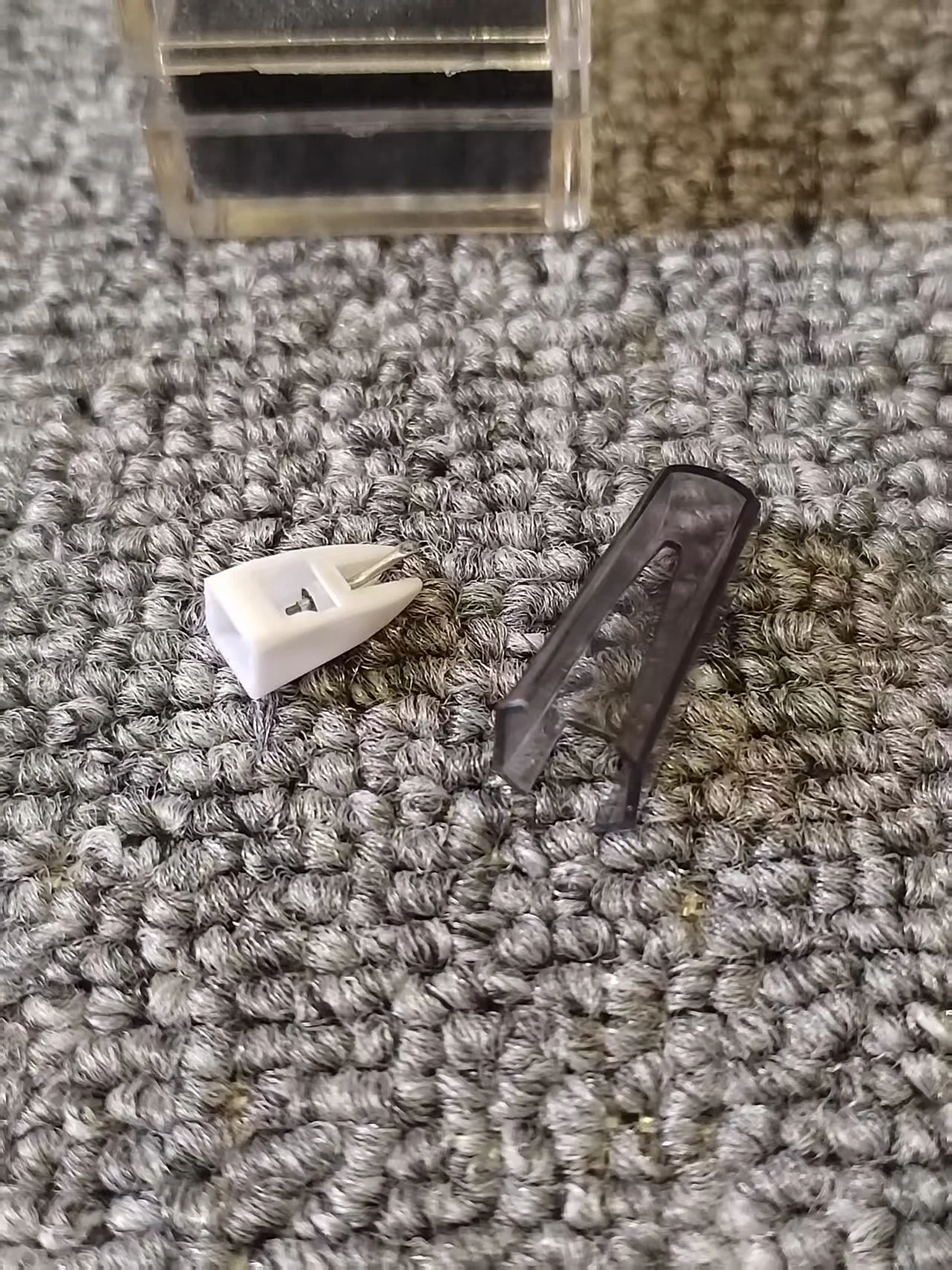 A generation of replacement stylus for highly windy Ortofon cartridges, Concorde OM Super OM aircraft needle stylus
A generation of replacement stylus for highly windy Ortofon cartridges, Concorde OM Super OM aircraft needle stylus