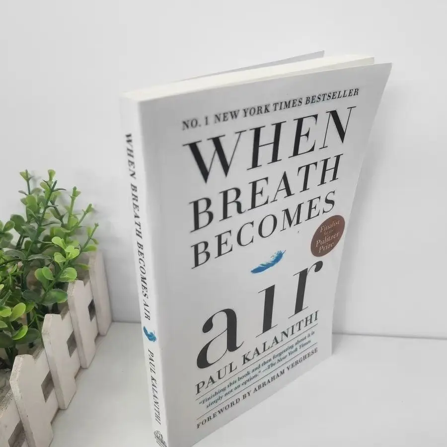 When Breath Becomes Air A Novel Paperback English book
When Breath Becomes Air A Novel Paperback English book