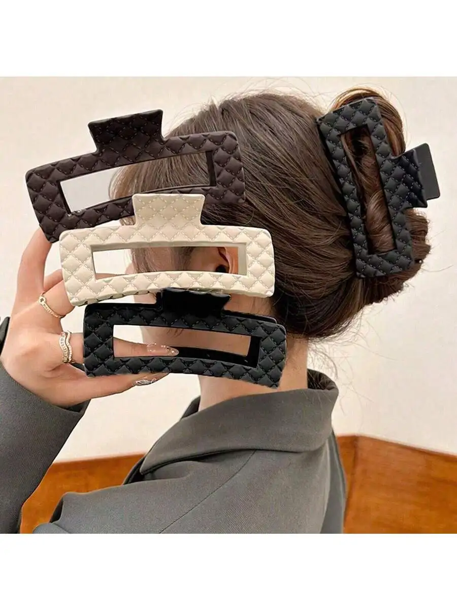 3pcs Large Square Hair Claw Clips For Thick Hair Solid Color Quilted Design Daily Casual Party Accessory
3pcs Large Square Hair Claw Clips For Thick Hair Solid Color Quilted Design Daily Casual Party Accessory