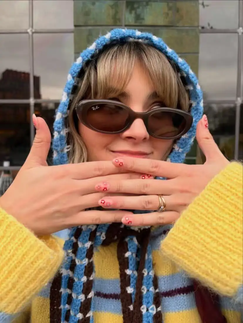 London Street Style Yellow Blue Brown Striped Hoodie Soft Sticky Skin friendly, Whitening and Skinny Knitted Shirt
London Street Style Yellow Blue Brown Striped Hoodie Soft Sticky Skin friendly, Whitening and Skinny Knitted Shirt