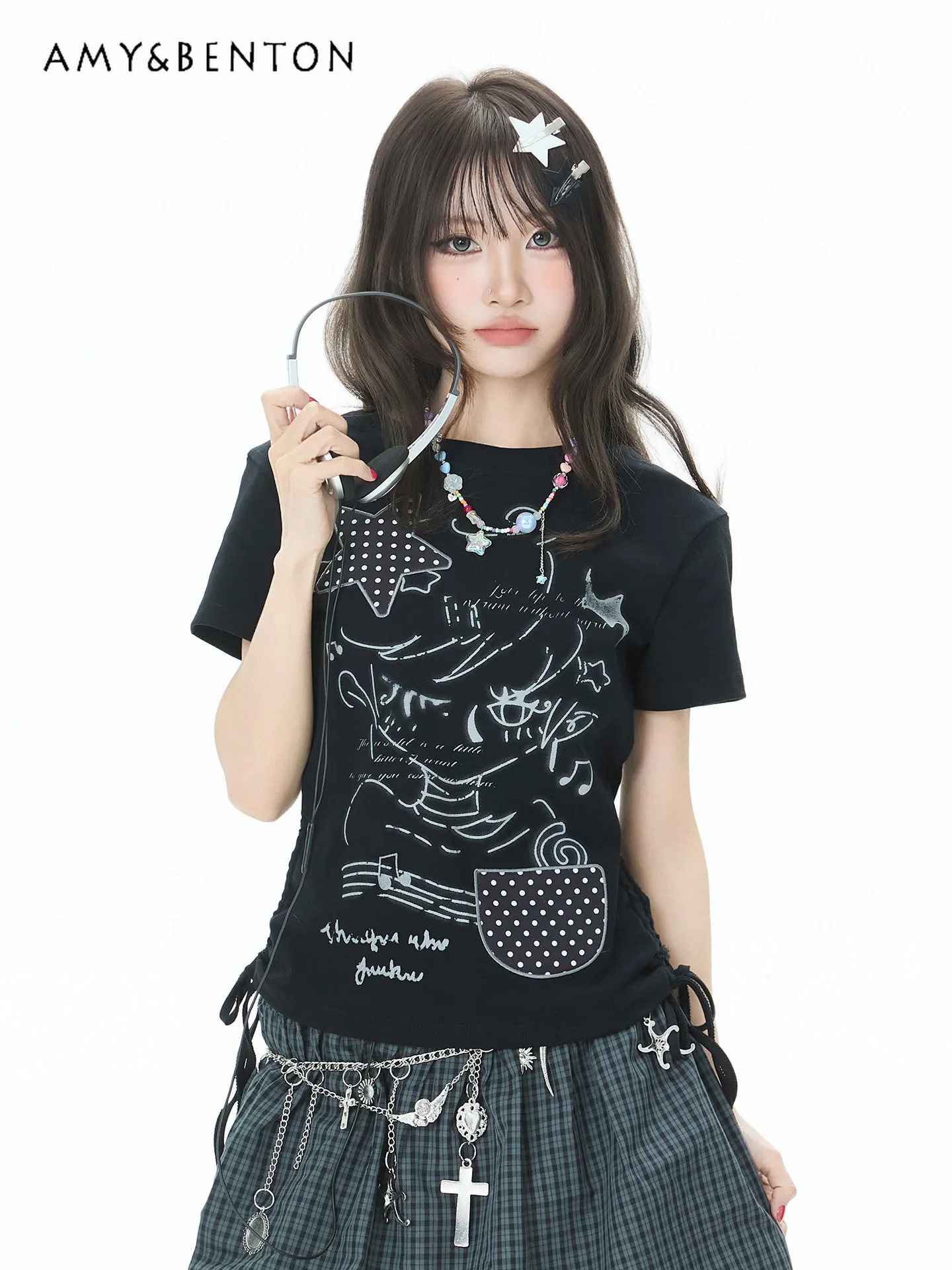Japanese Y2K Subculture Women Cute Cartoon Polka Dot Star Print Gray Black Round Neck Short Sleeve Slim Drawstring T-shirt
Japanese Y2K Subculture Women Cute Cartoon Polka Dot Star Print Gray Black Round Neck Short Sleeve Slim Drawstring T-shirt