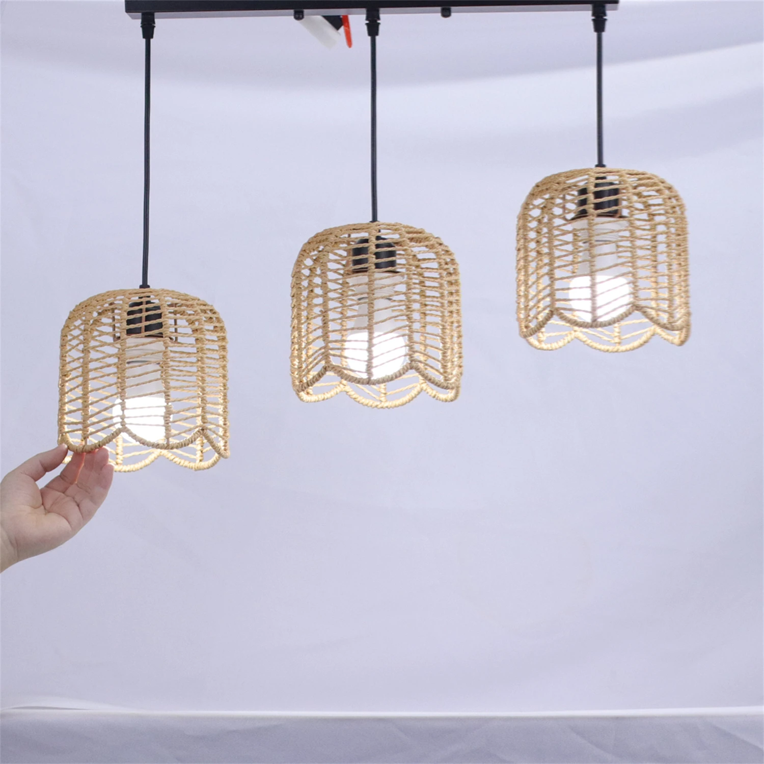 JOYINLED New Bohemia Paper Rope Ceiling Lamp Countryside Restaurant Bedroom E27 Japanese Style Retro Hand Woven Pendant Light
JOYINLED New Bohemia Paper Rope Ceiling Lamp Countryside Restaurant Bedroom E27 Japanese Style Retro Hand Woven Pendant Light