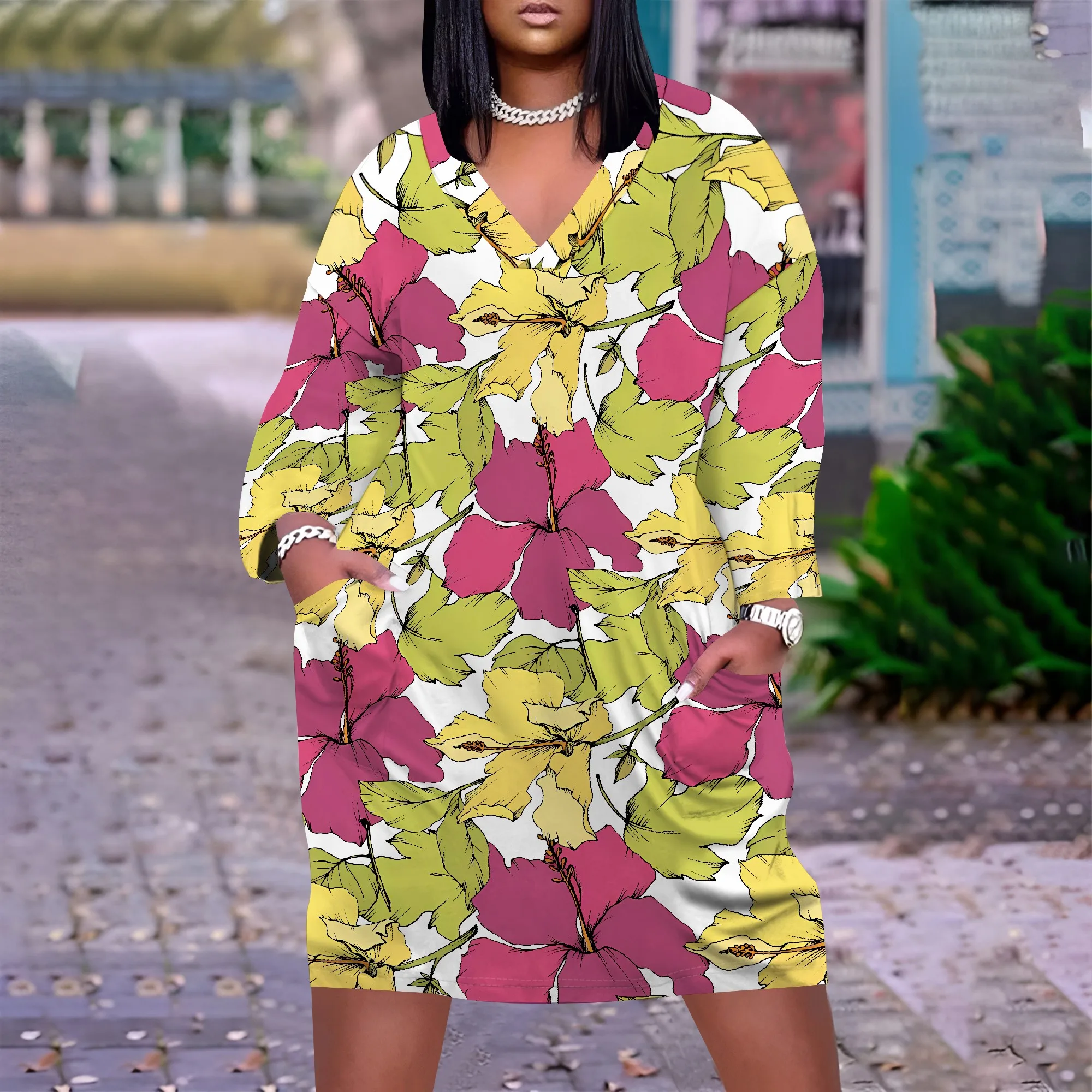 Plus Size Hibiscus Print V Neck Pocket Mini Dress for Women Spring Summer Beach Casual Tunic
Plus Size Hibiscus Print V Neck Pocket Mini Dress for Women Spring Summer Beach Casual Tunic