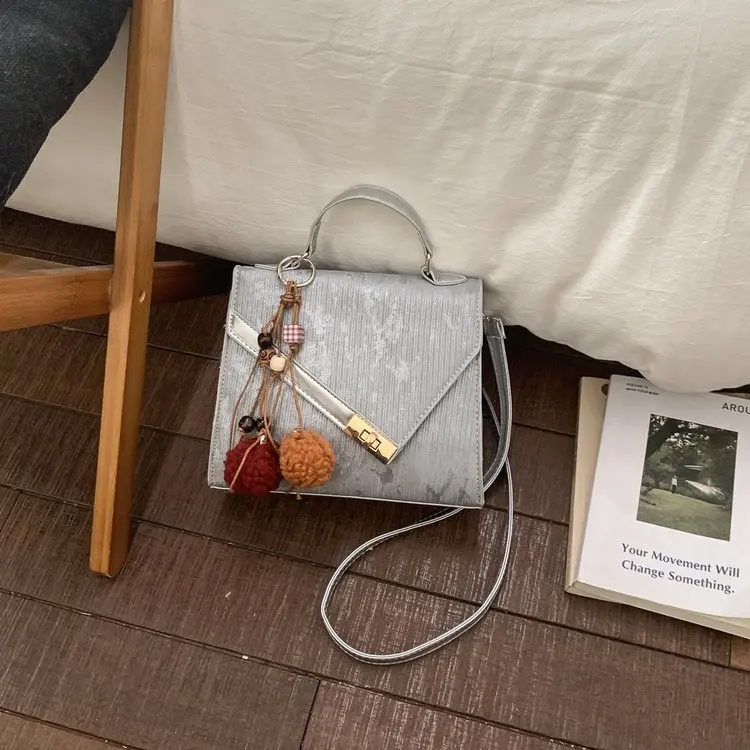 2026 New Women's Light Luxury Bag Premium Texture Top Handle Bucket Tote Bag Commute Shoulder Crossbody Basket Bag
2026 New Women's Light Luxury Bag Premium Texture Top Handle Bucket Tote Bag Commute Shoulder Crossbody Basket Bag