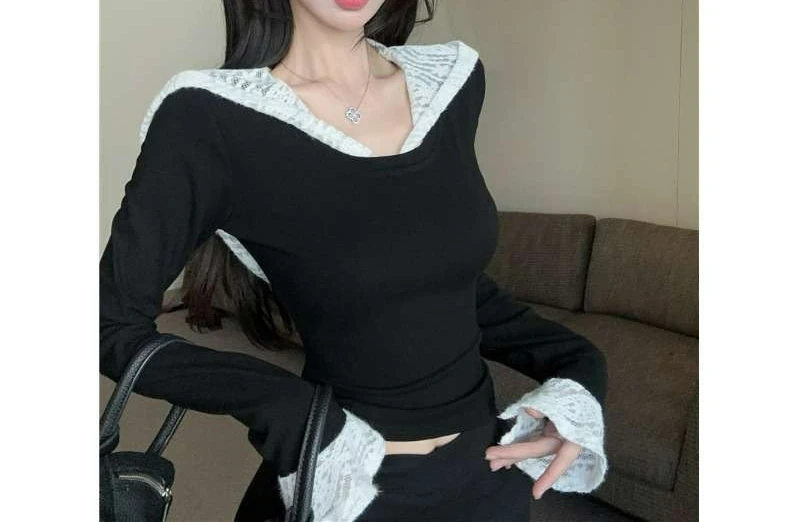 Autumn and Winter Lace Splicing Hooded Long-sleeved Bottoming Shirt Women's Design Sense Slim Top Inside
Autumn and Winter Lace Splicing Hooded Long-sleeved Bottoming Shirt Women's Design Sense Slim Top Inside