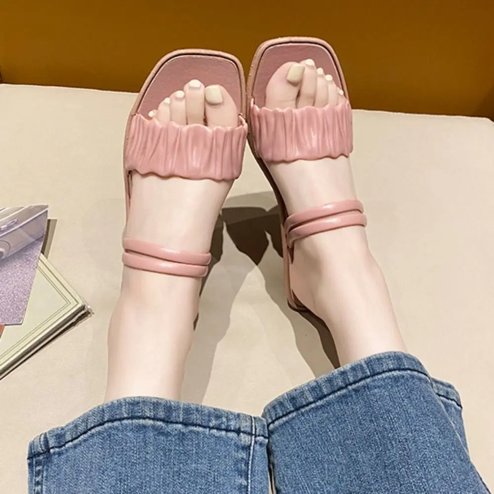 Chic Anti Slip Low-heel Slippers Women Hollow Patchwork Slides Sandals Beach Wear PVC Summer Platform Shoes Ladies
Chic Anti Slip Low-heel Slippers Women Hollow Patchwork Slides Sandals Beach Wear PVC Summer Platform Shoes Ladies