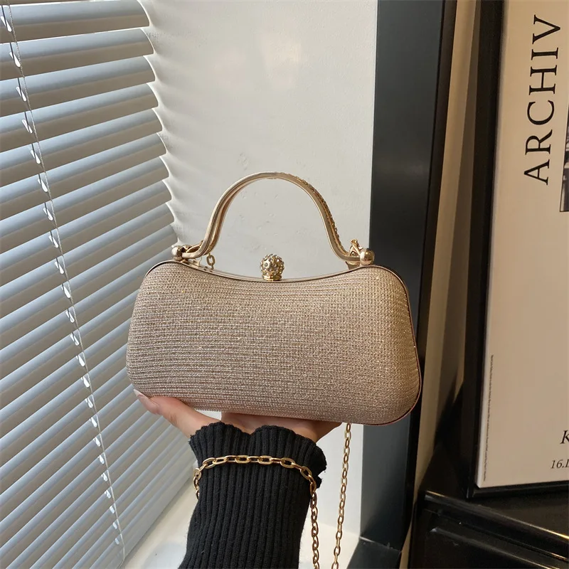 2026 casual shoulder crossbody bag fashionable new style trendy bag summer personalized women's pillow bag
2026 casual shoulder crossbody bag fashionable new style trendy bag summer personalized women's pillow bag