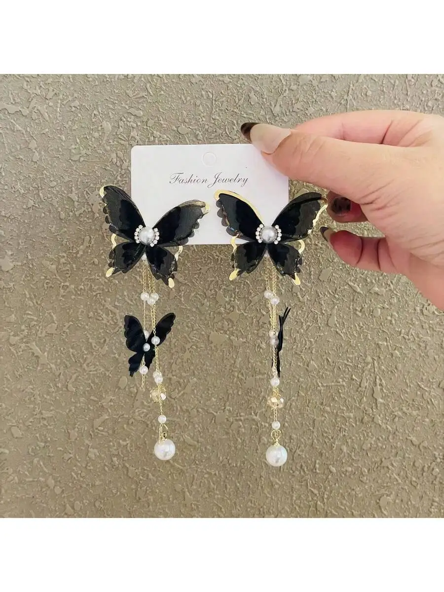 Elegant Butterfly Dangle Earrings With Faux Pearl And Rhinestone For Women
Elegant Butterfly Dangle Earrings With Faux Pearl And Rhinestone For Women