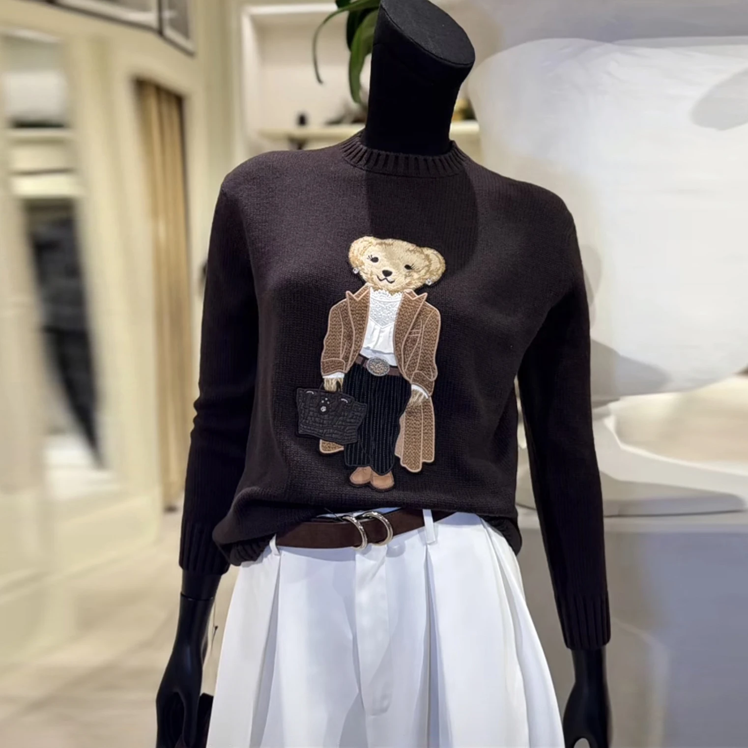 Ретро-модный женский свитер с забавной вышивкой, можно носить как базовый слой, осень-зима, новинка, очаровательный
Ретро-модный женский свитер с забавной вышивкой, можно носить как базовый слой, осень-зима, новинка, очаровательный