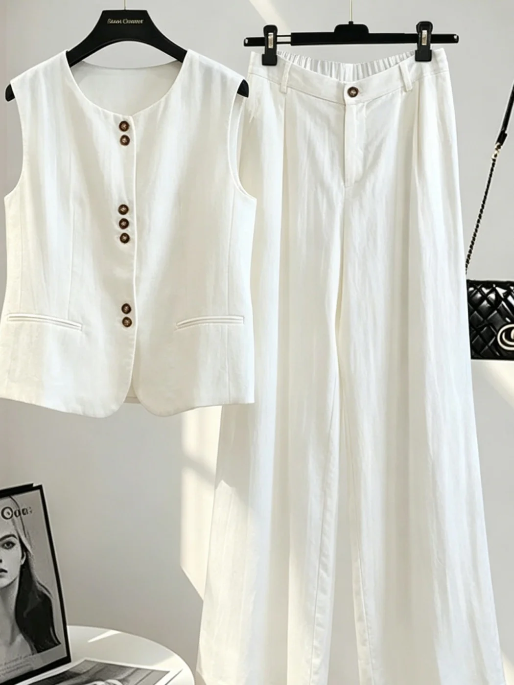 Elegant White Vest And Pants Set Korean Style Commute High Waist Long Pants Fashionable plus Size Women's Summer Outfit
Elegant White Vest And Pants Set Korean Style Commute High Waist Long Pants Fashionable plus Size Women's Summer Outfit