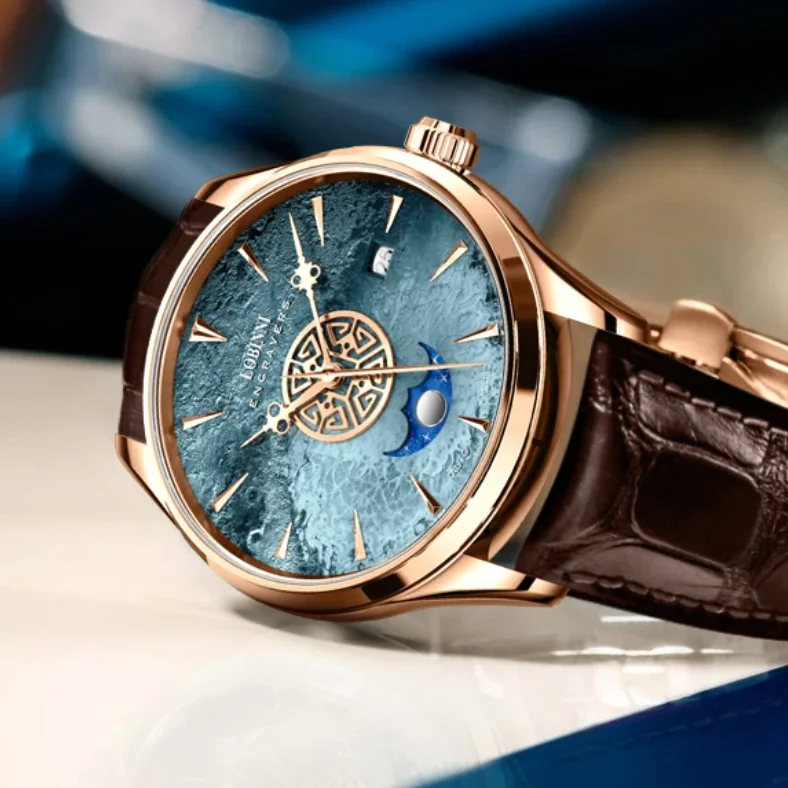LOBINNI Men Automatic Watch 40mm Mechanical Wristwatch Waterproof Sapphire Mirror Sun-Moon Dial
LOBINNI Men Automatic Watch 40mm Mechanical Wristwatch Waterproof Sapphire Mirror Sun-Moon Dial