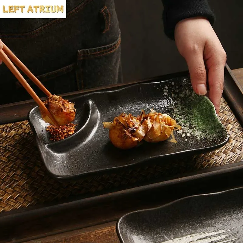 Japanese style ceramic dumpling plate, rectangular with vinegar dish, divided ceramic plate, grilled meat flat plate
Japanese style ceramic dumpling plate, rectangular with vinegar dish, divided ceramic plate, grilled meat flat plate
