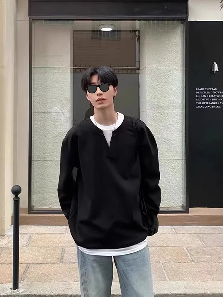 Korean Style round Neck Sweatshirt Men's Base Layer Shirt Autumn Inner Wear Top V-Neck Design Early Autumn Casual Wear
Korean Style round Neck Sweatshirt Men's Base Layer Shirt Autumn Inner Wear Top V-Neck Design Early Autumn Casual Wear