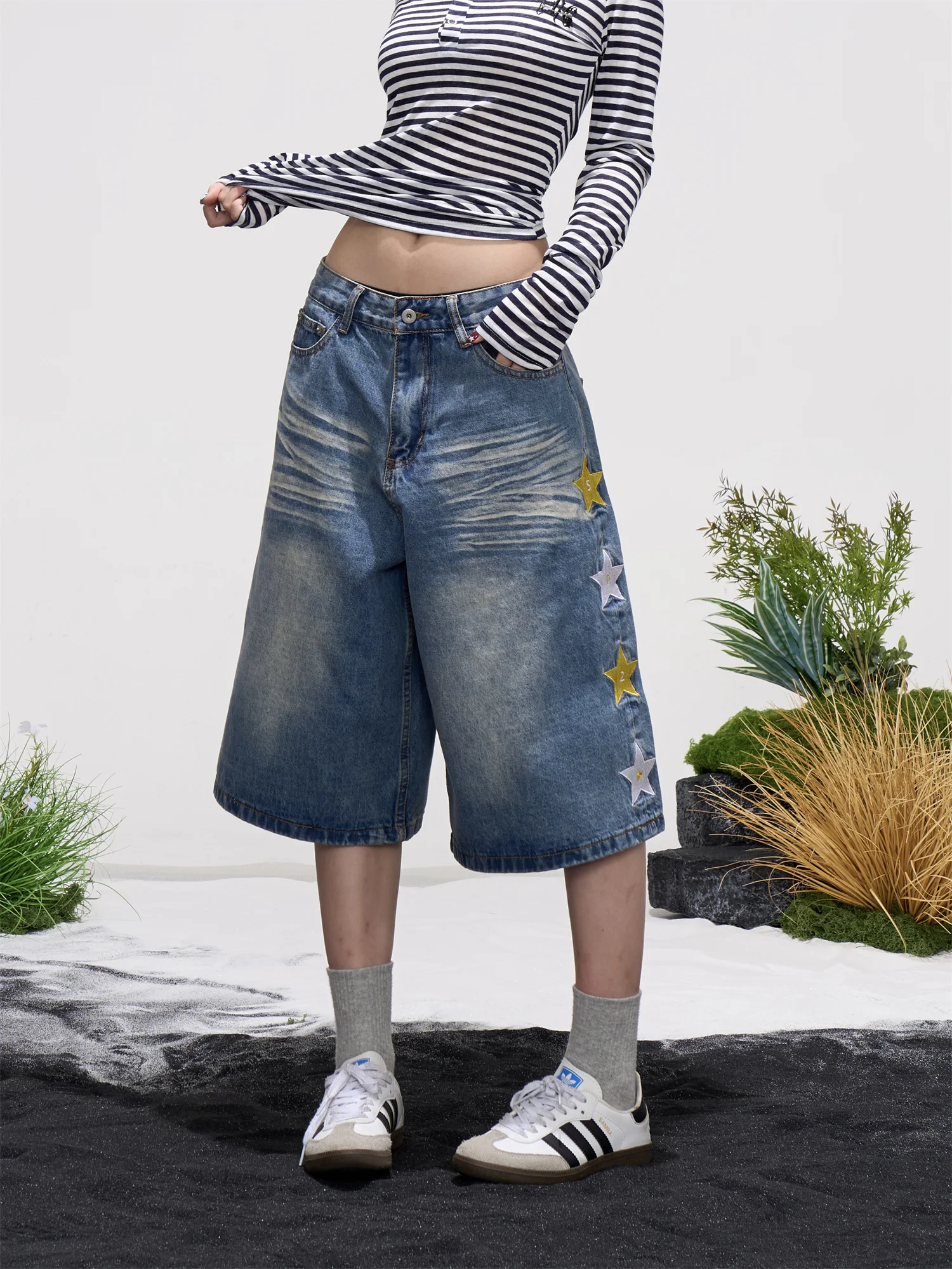 Onlpp American Retro Star Embroidery Wide Leg Jeans Shorts Women Loose Casual Versatile Street Style Seven-Foot Pants
Onlpp American Retro Star Embroidery Wide Leg Jeans Shorts Women Loose Casual Versatile Street Style Seven-Foot Pants