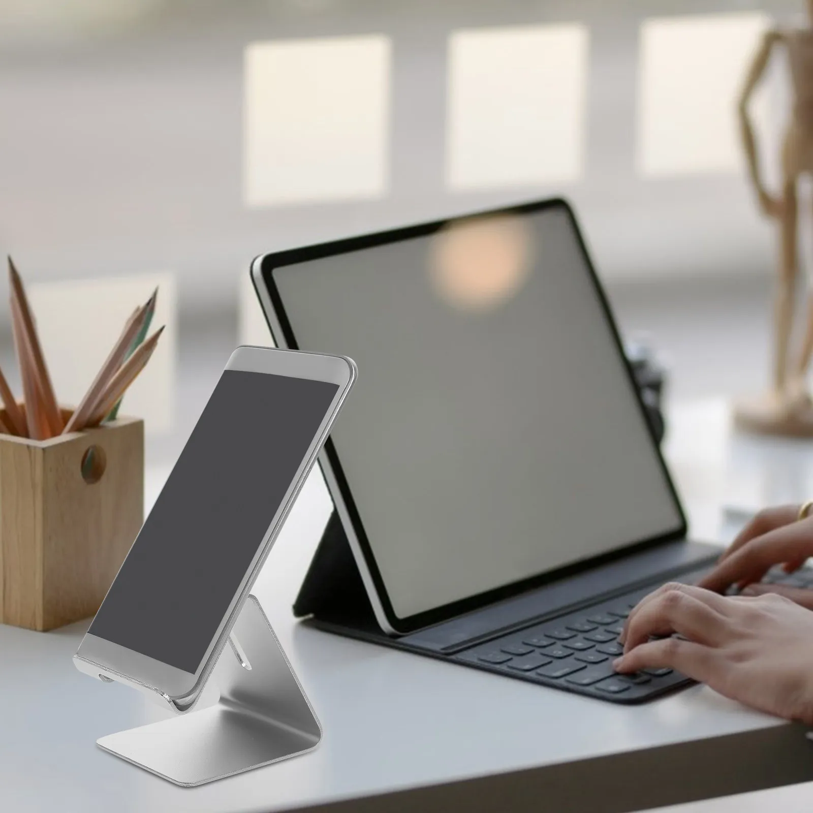 2Pcs Desktop Mobile Phone Stand Portable Aluminum Alloy Metal Cellphone Holder Stable Tablet Holder Office Desk Phone Rack
2Pcs Desktop Mobile Phone Stand Portable Aluminum Alloy Metal Cellphone Holder Stable Tablet Holder Office Desk Phone Rack