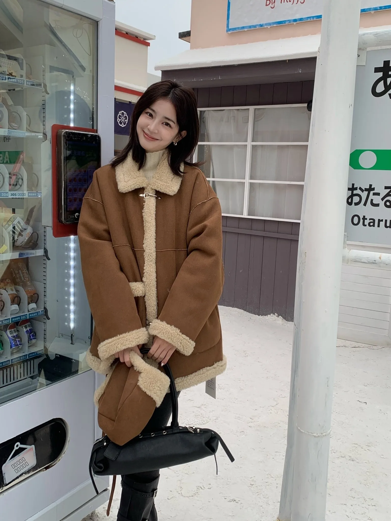 Korean Sle Simple Versatile Slimming Lamb Fur Jaet Leather And Fur Inteated Autumn Winter Women's ort Coat P258080
Korean Sle Simple Versatile Slimming Lamb Fur Jaet Leather And Fur Inteated Autumn Winter Women's ort Coat P258080