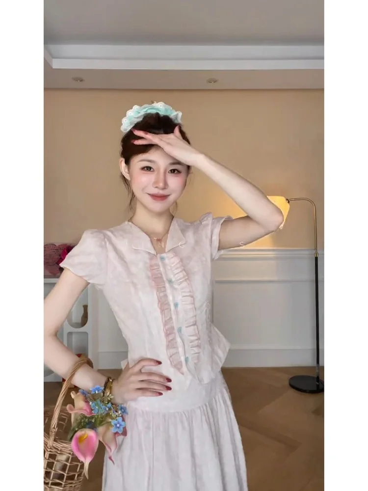 Sweet Youthful Pink Collared Short Sleeve Shirt Women's 2026 New Summer Waist Cinching Slimming Elegant Top
Sweet Youthful Pink Collared Short Sleeve Shirt Women's 2026 New Summer Waist Cinching Slimming Elegant Top