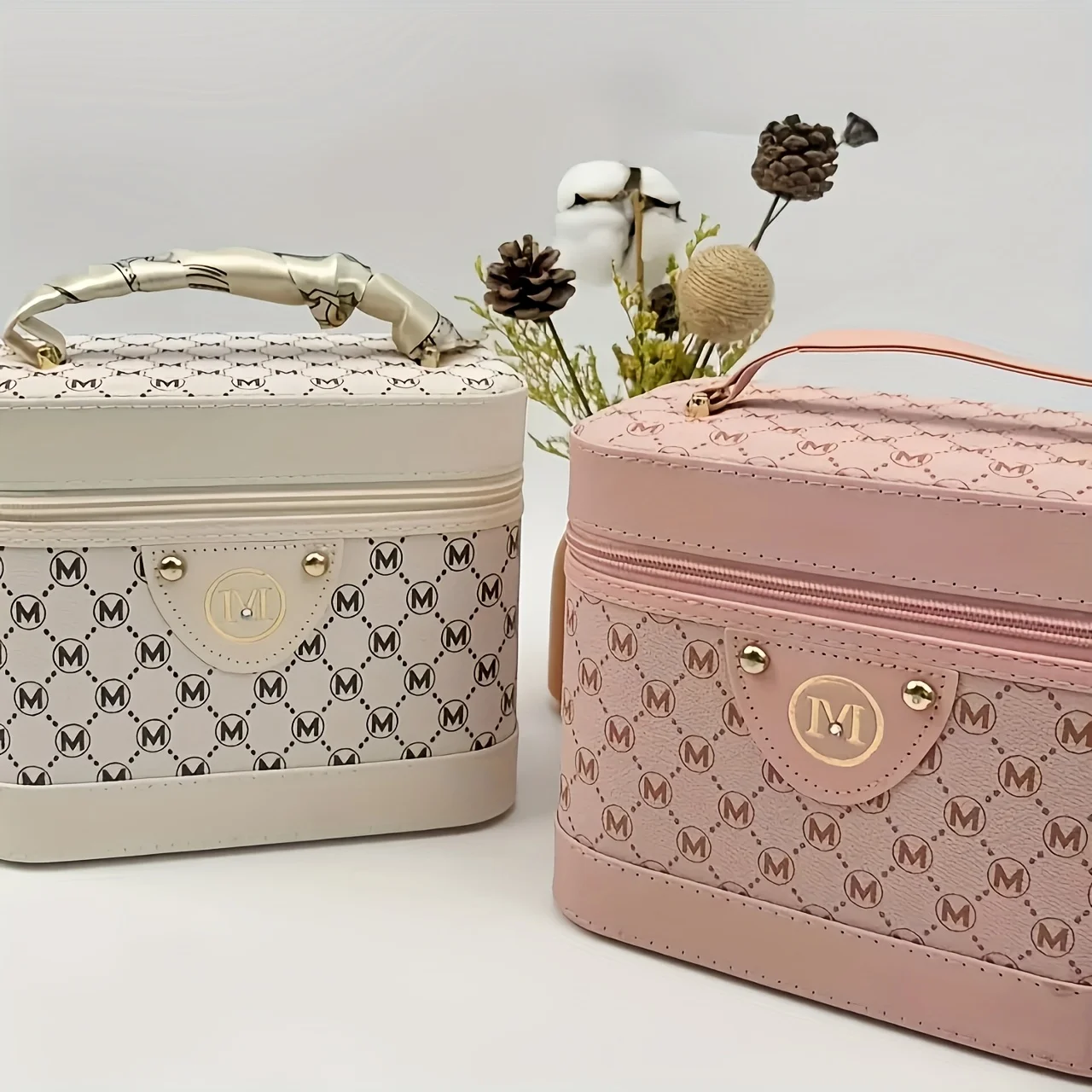 Fashionable, lightweight, large capacity pink cosmetic bag storage bag, portable and portable cosmetic bag, suitable for family travel, can store cosmetics, brushes, toiletries, jewelry storage, etc., women's gifts, Mother's Day gifts
Fashionable, lightweight, large capacity pink cosmetic bag storage bag, portable and portable cosmetic bag, suitable for family travel, can store cosmetics, brushes, toiletries, jewelry storage, etc., women's gifts, Mother's Day gifts