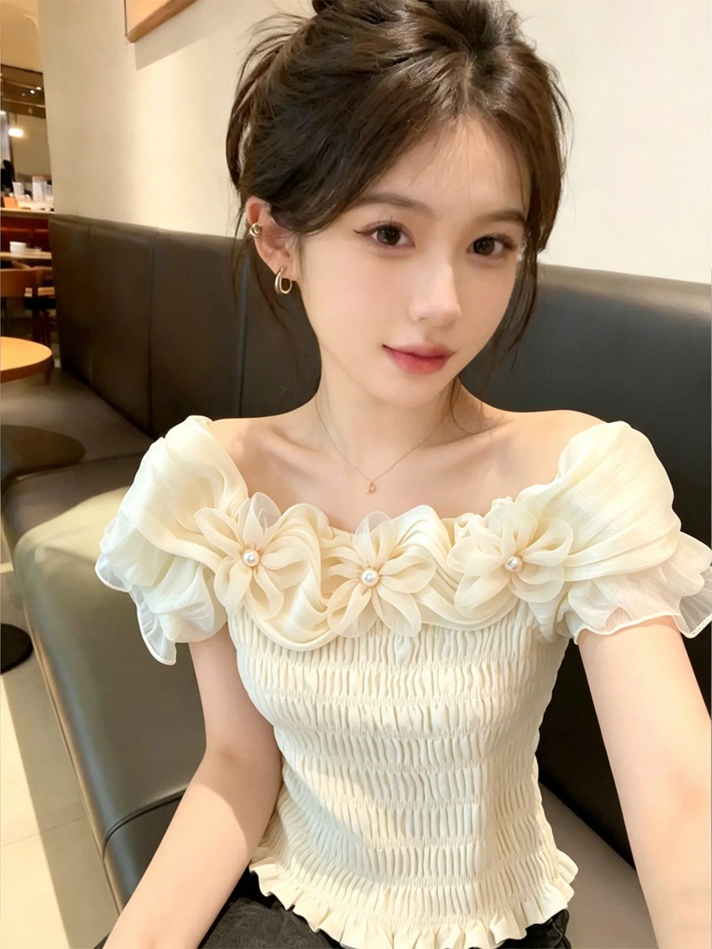 Slimming Floral Design One Shoulder Women's Shirt Korean Style Summer Fashionable Top Beautiful Polyester Fiber Short Sleeve
Slimming Floral Design One Shoulder Women's Shirt Korean Style Summer Fashionable Top Beautiful Polyester Fiber Short Sleeve