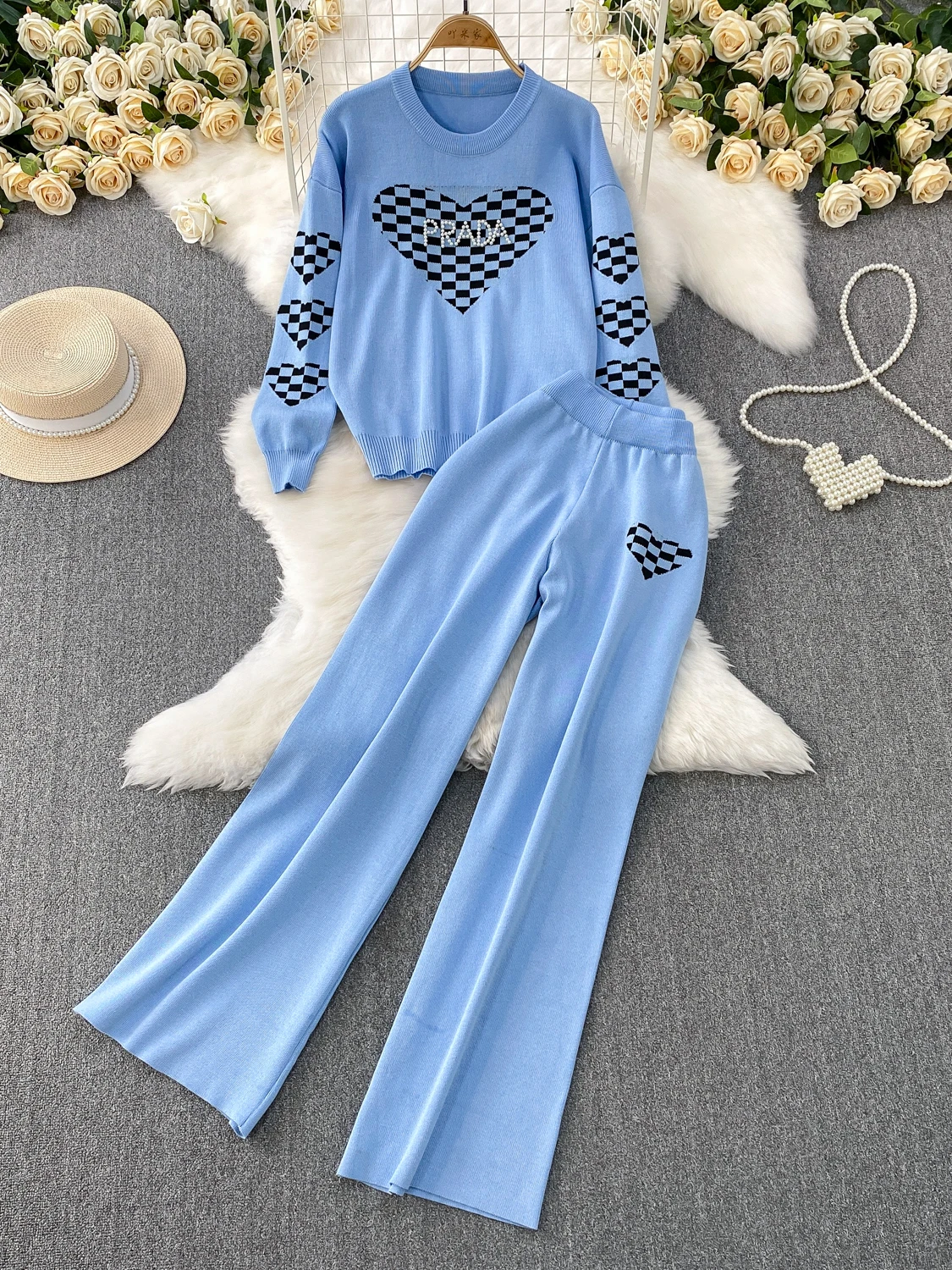 2025 New Design Knitted Long Sve Sweatirt High Waist Slim Wide Leg Pants Two Piece Set round Ne Plaid Faionable Wome...
2025 New Design Knitted Long Sve Sweatirt High Waist Slim Wide Leg Pants Two Piece Set round Ne Plaid Faionable Wome...