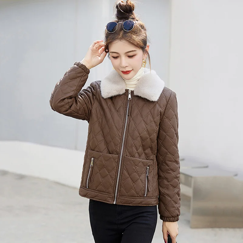 New Women Autumn Winter Thicken Leather Jacket Fashion Warm Fur Collar Plus Velvet Loose Short Leather Coat Split Leather
New Women Autumn Winter Thicken Leather Jacket Fashion Warm Fur Collar Plus Velvet Loose Short Leather Coat Split Leather