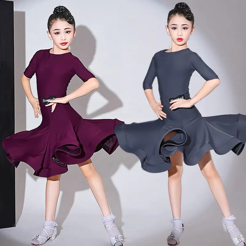 Костюм с поп-юбкой для профессиональных соревнований по латинским танцам для девочек
Костюм с поп-юбкой для профессиональных соревнований по латинским танцам для девочек