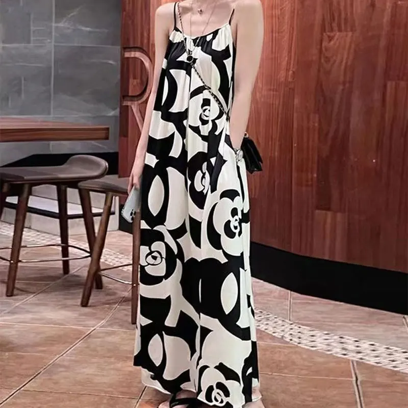 French Style Floral Printed Slip Long Dress Loose Women's Clothing A-Line Summer Sleeveless Basic Holiday Style Pockets Dresses
French Style Floral Printed Slip Long Dress Loose Women's Clothing A-Line Summer Sleeveless Basic Holiday Style Pockets Dresses