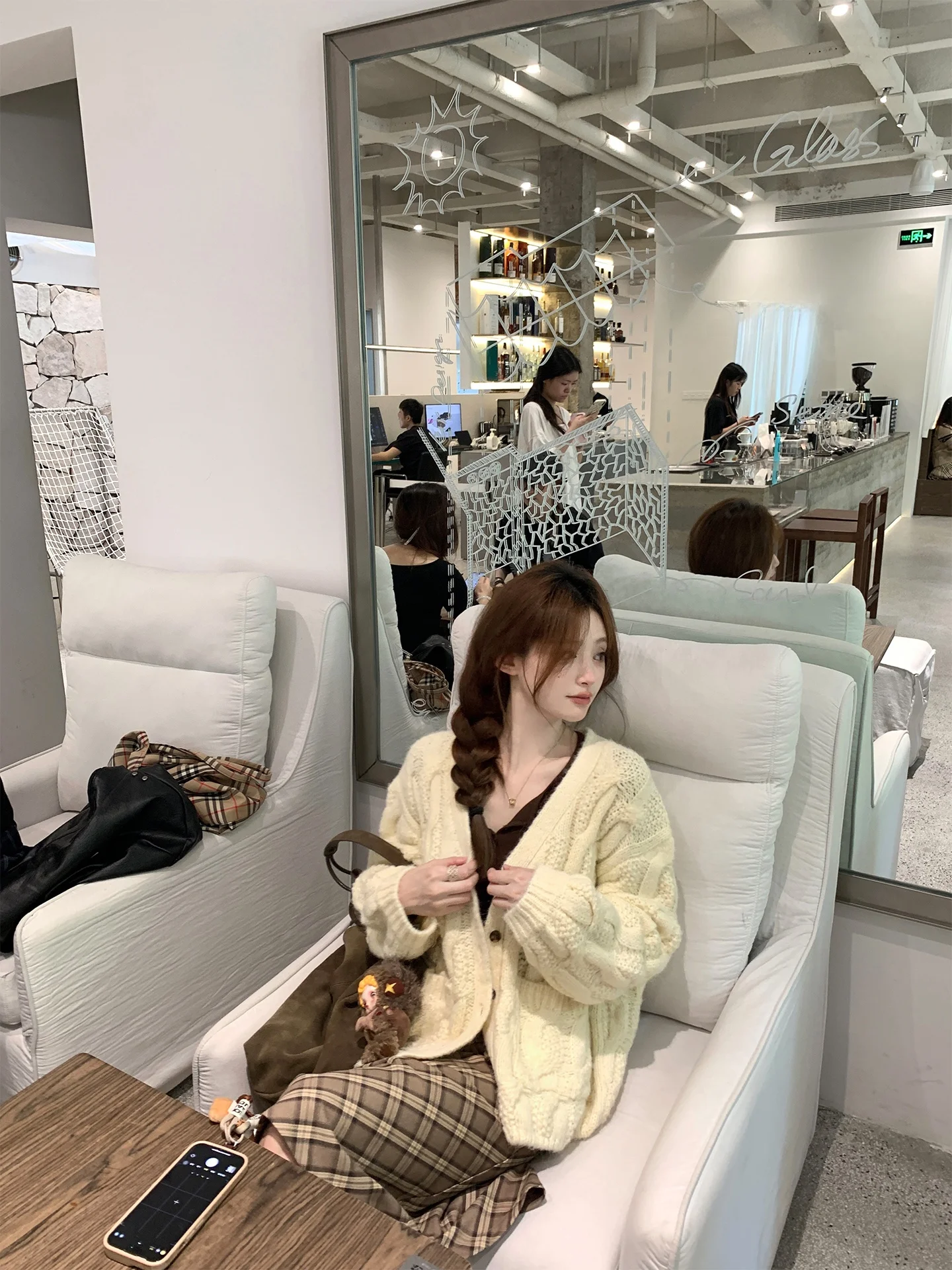 Женский вязаный кардиган в винтажном стиле Lazy Autumn, свободный крой, мягкий, из смеси полиэстера и нейлона, с длинными рукавами, V-образным вырезом, стандартной длины
Женский вязаный кардиган в винтажном стиле Lazy Autumn, свободный крой, мягкий, из смеси полиэстера и нейлона, с длинными рукавами, V-образным вырезом, стандартной длины