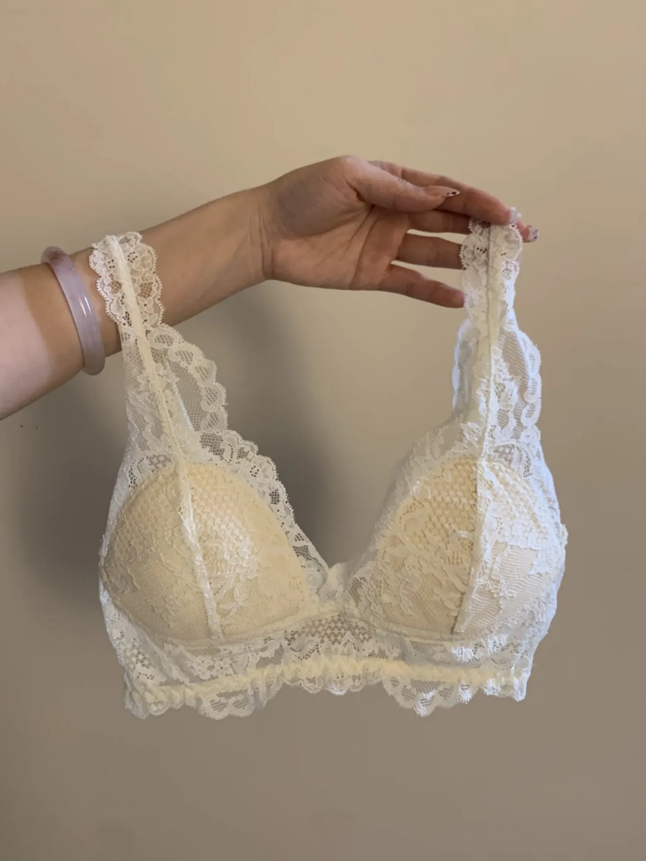 Sheer Mesh Lace Lingerie for Women, Wire-Free, Thin Summer Style, Minimizer for Large Busts, Comfortable Back Beauty, Sexy Bra
Sheer Mesh Lace Lingerie for Women, Wire-Free, Thin Summer Style, Minimizer for Large Busts, Comfortable Back Beauty, Sexy Bra