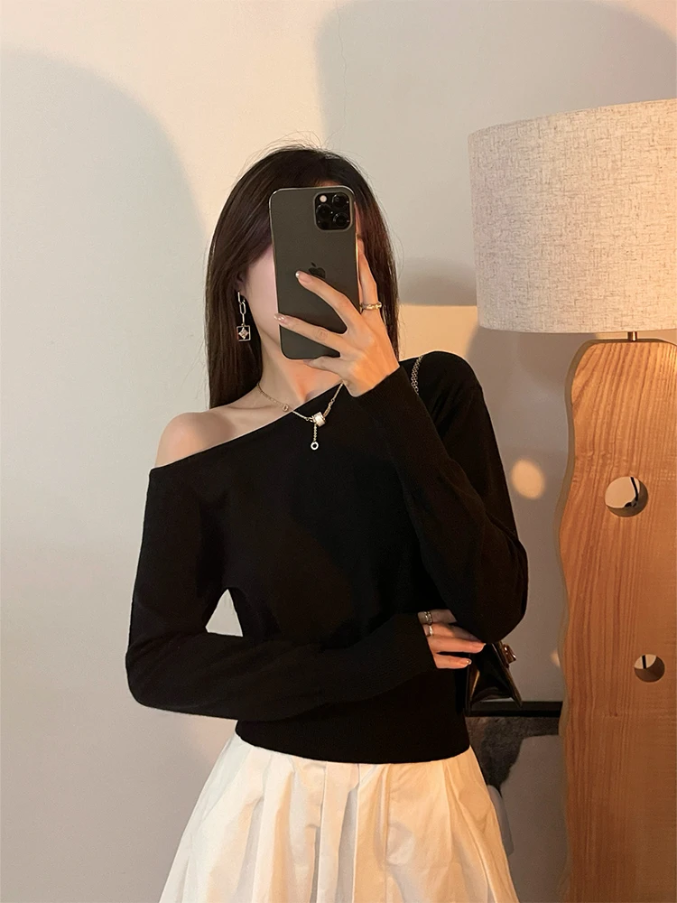 Bla Off-oulder Knitted Sweater Women's Early Spring Loose Fit Slimming Long Sve Casual Versatile Top French Sle Cott...
Bla Off-oulder Knitted Sweater Women's Early Spring Loose Fit Slimming Long Sve Casual Versatile Top French Sle Cott...