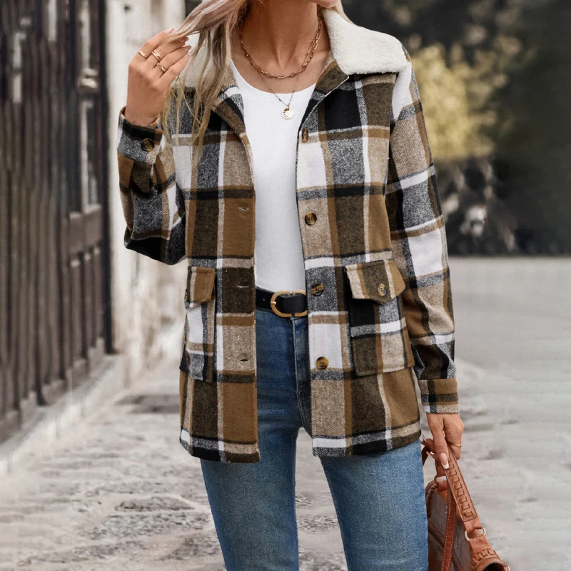 Autumn and winter new retro plaid fur collar coat Europe and the United States hot selling casual all-match women's coat
Autumn and winter new retro plaid fur collar coat Europe and the United States hot selling casual all-match women's coat