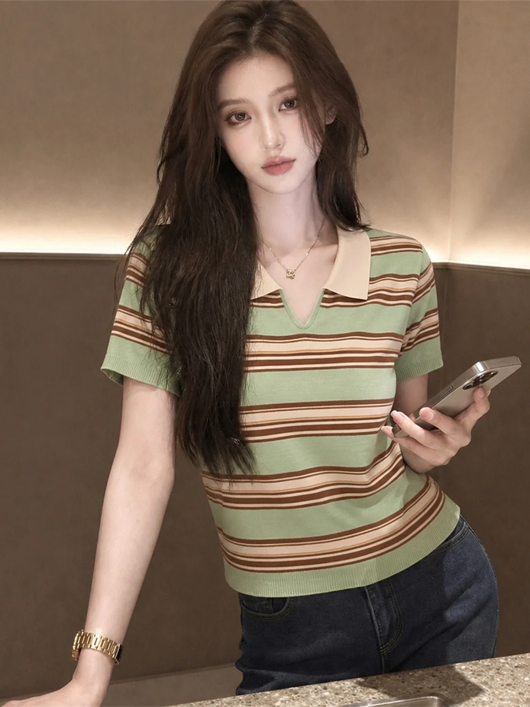 Elegant Ice Silk Knitted Shirt Unique Collar Short Sleeve Striped Casual Top Korean Style Straight Cut Daily Wear Summer Fashion
Elegant Ice Silk Knitted Shirt Unique Collar Short Sleeve Striped Casual Top Korean Style Straight Cut Daily Wear Summer Fashion