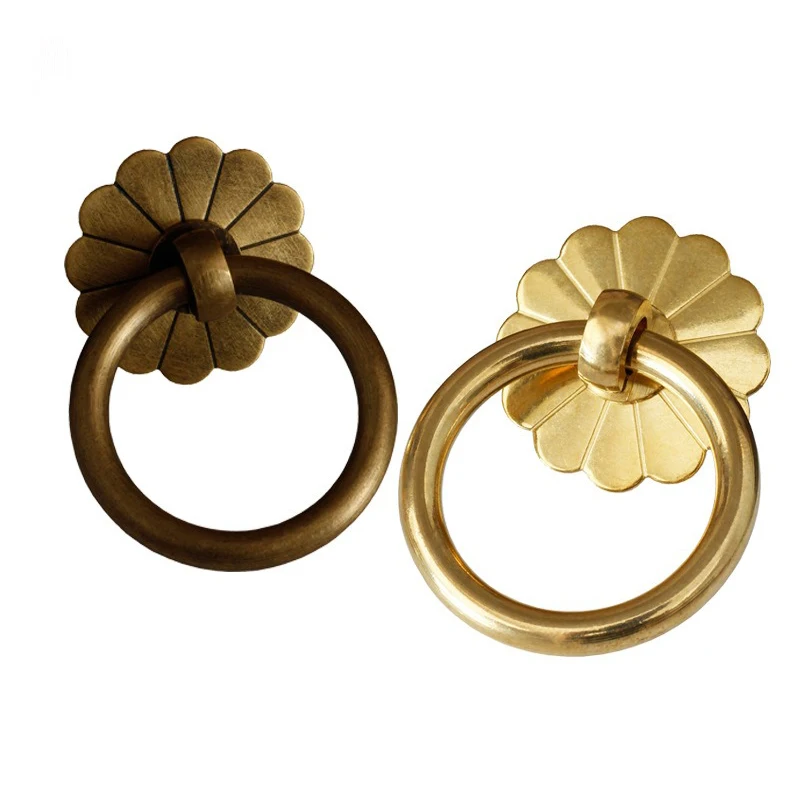 1PCS Pure Copper Surface Mounted Single Hole Handle Chinese Medicine Cabinet Door Drawer Circle Copper Small Handle Furniture
1PCS Pure Copper Surface Mounted Single Hole Handle Chinese Medicine Cabinet Door Drawer Circle Copper Small Handle Furniture