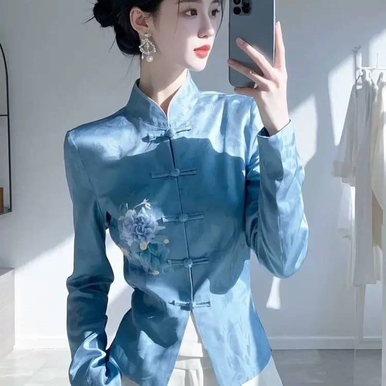 Elegant Long-Sleeve Women's Shirt for Spring, Beautiful and Stylish Waist-Cinching Top
Elegant Long-Sleeve Women's Shirt for Spring, Beautiful and Stylish Waist-Cinching Top