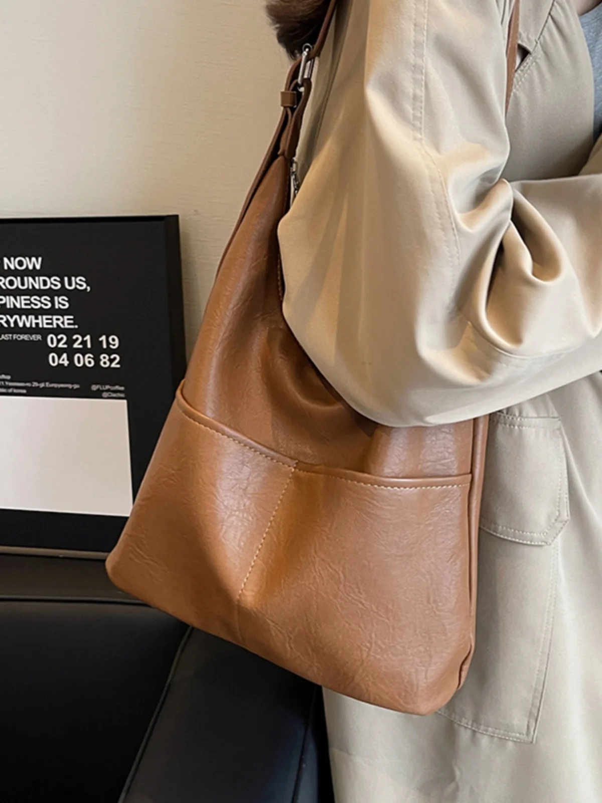 New Travel Handbag Women's Large Capacity Shoulder Bag Fashion Casual Bag Women's Shoulder Tote Bag E6008
New Travel Handbag Women's Large Capacity Shoulder Bag Fashion Casual Bag Women's Shoulder Tote Bag E6008