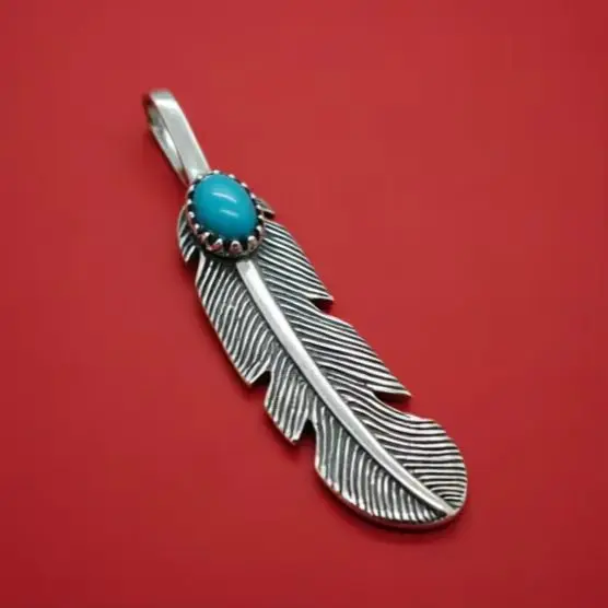 S925 Sterling Silver Pendant Fashion Simple Fashion Personality Feather Pendant Personality Turquoise Chain Pendant Leaf Men's a
S925 Sterling Silver Pendant Fashion Simple Fashion Personality Feather Pendant Personality Turquoise Chain Pendant Leaf Men's a