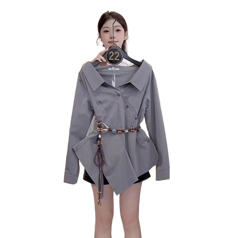 Spring and Autumn New Trendy Fashion Versatile Lapel Long-sleeved Shirt Top Female Design Sense Niche Irregular Shirt Commuting
Spring and Autumn New Trendy Fashion Versatile Lapel Long-sleeved Shirt Top Female Design Sense Niche Irregular Shirt Commuting