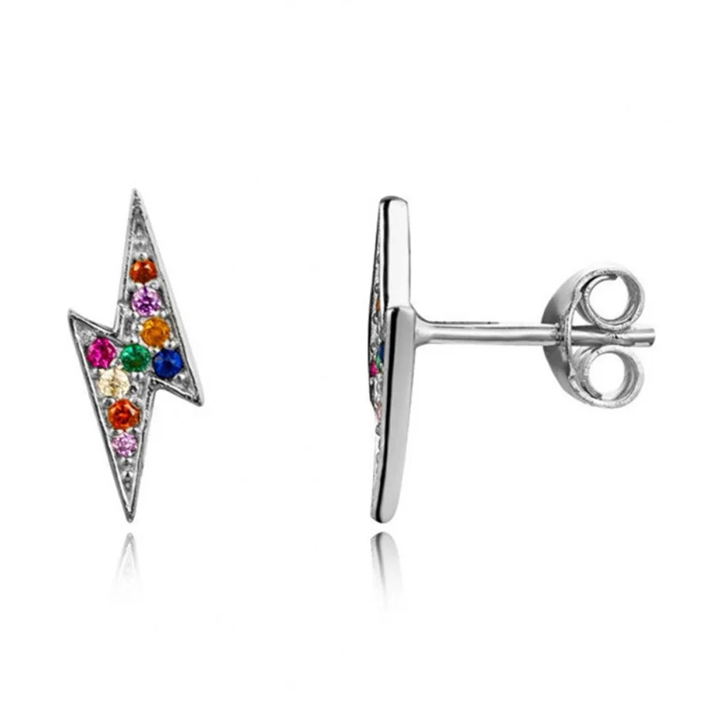 New Light Luxury Fashion Stud Earrings Creative Popular Earrings Women's Holiday Gifts
New Light Luxury Fashion Stud Earrings Creative Popular Earrings Women's Holiday Gifts