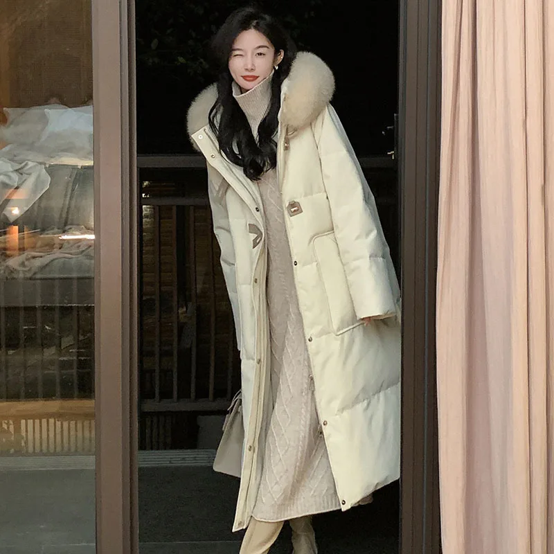 Overcoat 2023 New Fashion Warm Hooded Women Down Jacket Winter High Quality Thick Fox Fur Collar Women Down Jacket Overcoat Y247
Overcoat 2023 New Fashion Warm Hooded Women Down Jacket Winter High Quality Thick Fox Fur Collar Women Down Jacket Overcoat Y247